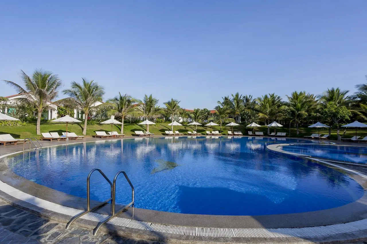 Dessole Beach Resort Nha Trang Mieu Ong