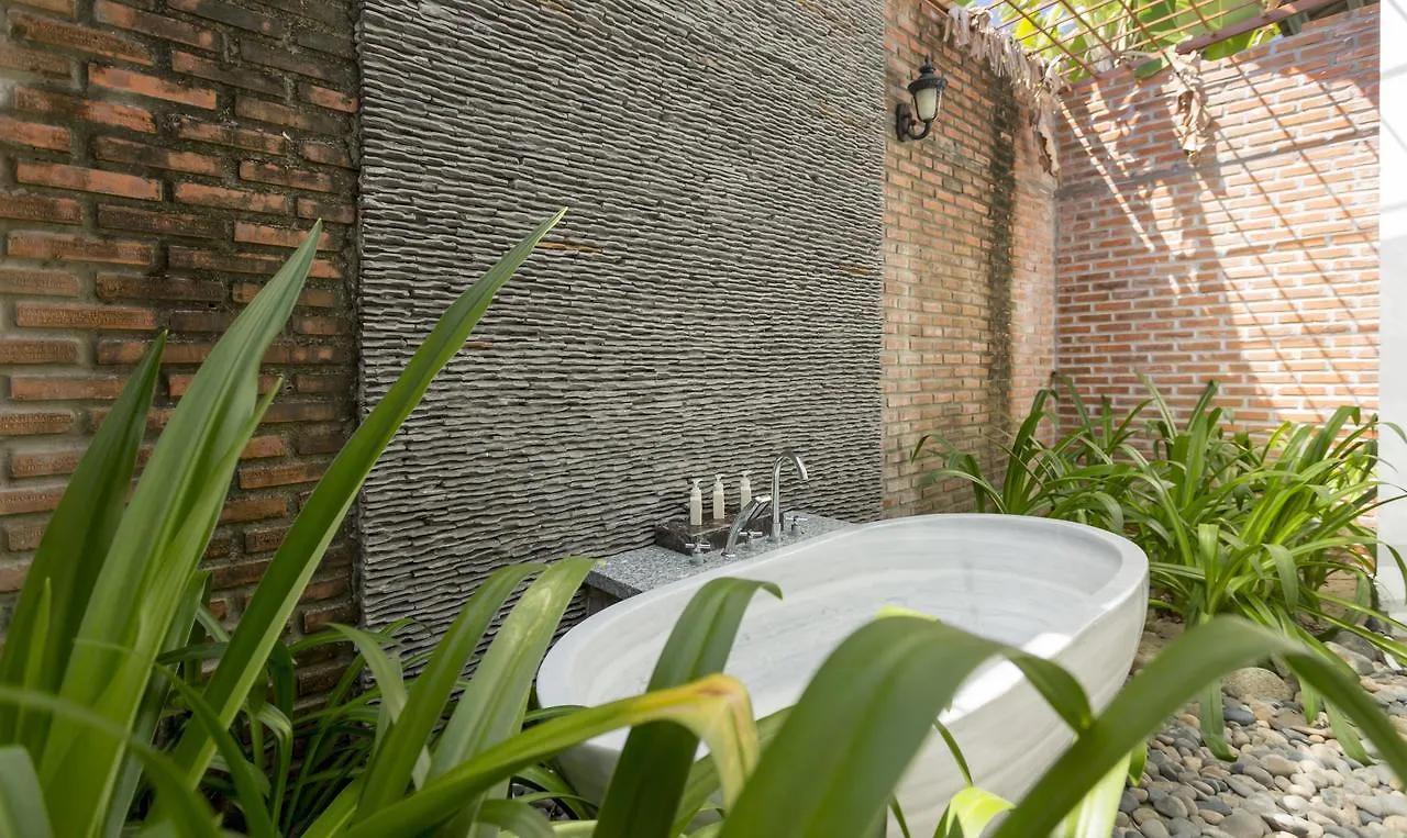 Dessole Beach Resort Nha Trang Mieu Ong